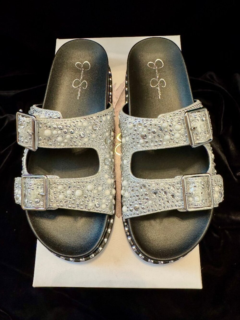 Womens Jessica Simpson Cyraline Rhinestone Silver Slip On Sandals slides Size 7